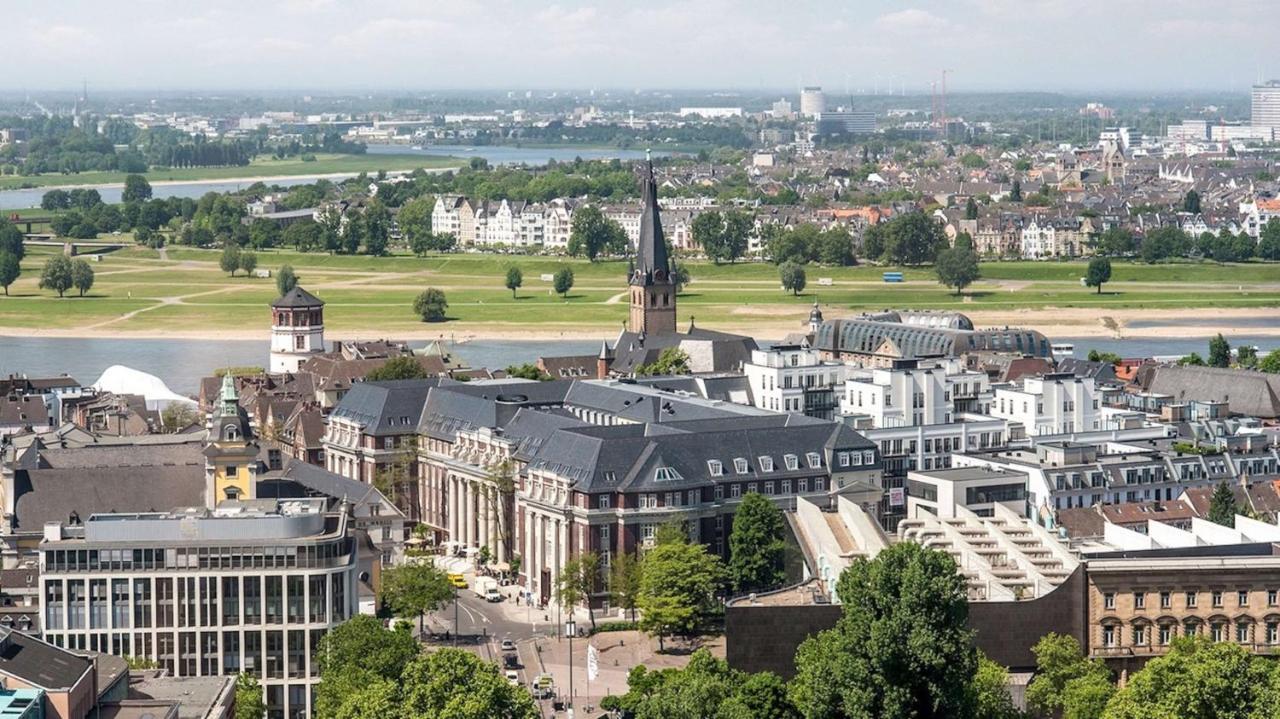 The Wellem, In The Unbound Collection By Hyatt Hotel Düsseldorf Exterior foto View of the Rhine
