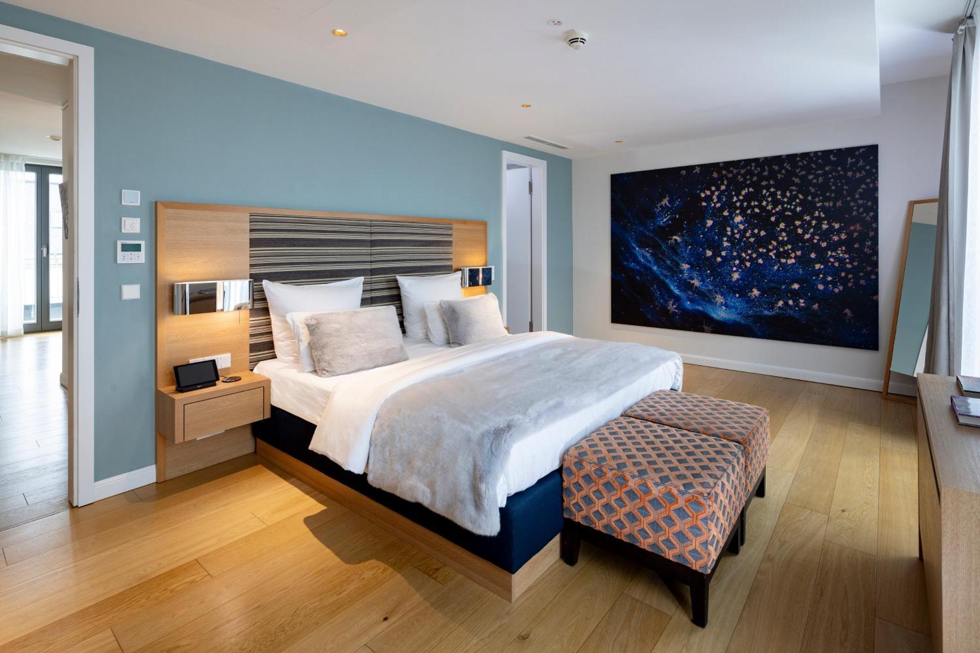 The Wellem, In The Unbound Collection By Hyatt Hotel Düsseldorf Exterior foto A bedroom at the hotel