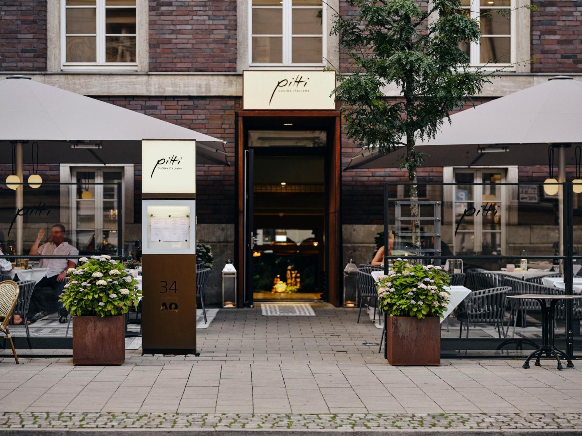 The Wellem, In The Unbound Collection By Hyatt Hotel Düsseldorf Exterior foto The restaurant in 2014